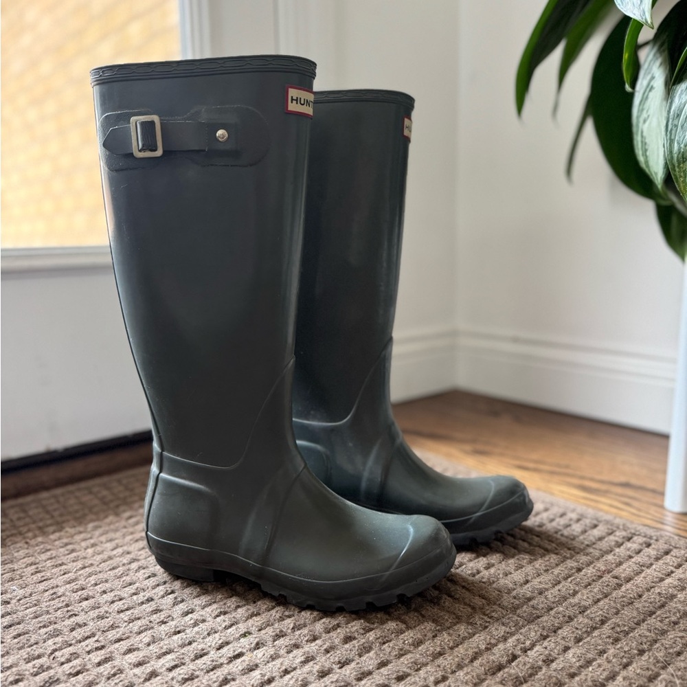 Hunter Tall Gray Rain Boots - Sz 7